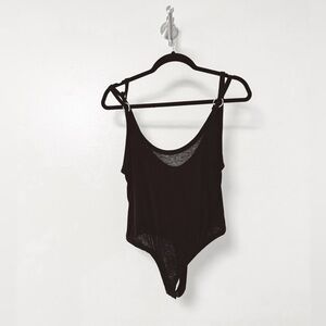 Free People Ribbed Scoop Neck Fall Casual Chic Buckle Accent Body Suit Black